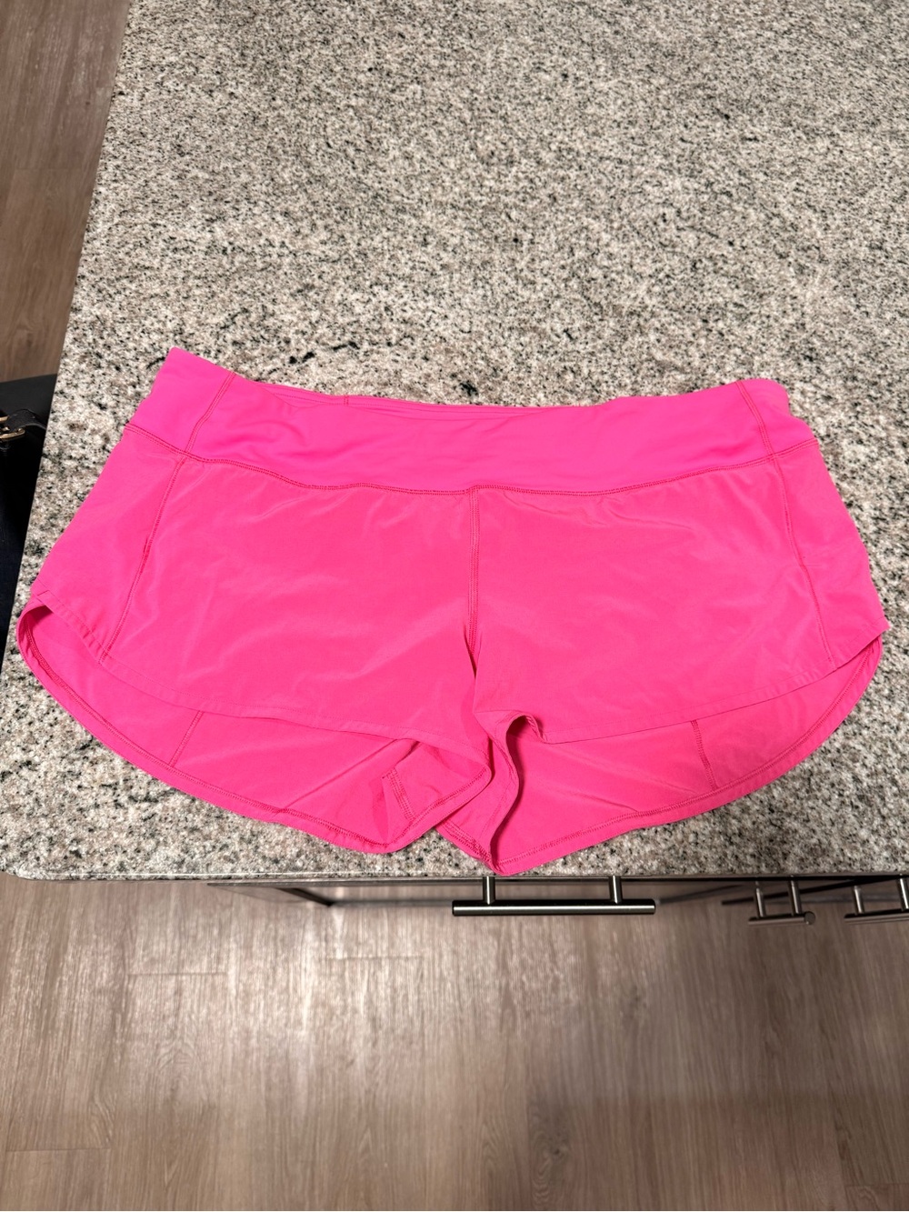 Lululemon Speed Up Lined Shorts 2.5” Like New Size 14 - Picture 4 of 9